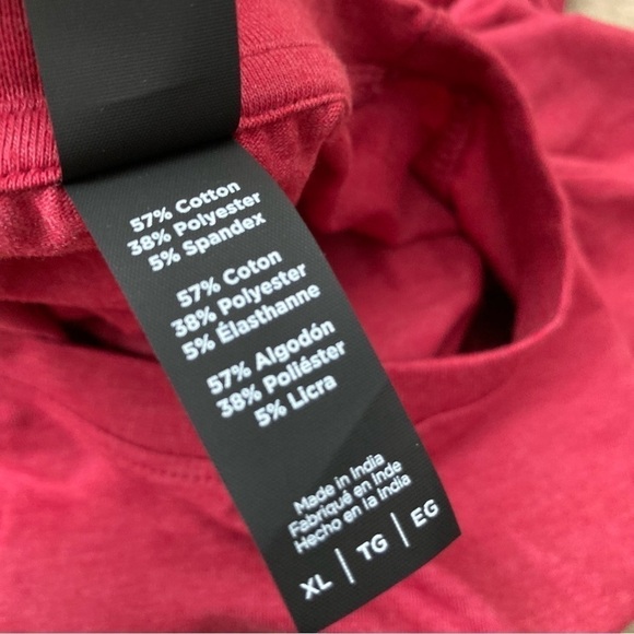 Flying Pig Graphic T-Shirt | Size XL - Picture 5 of 5